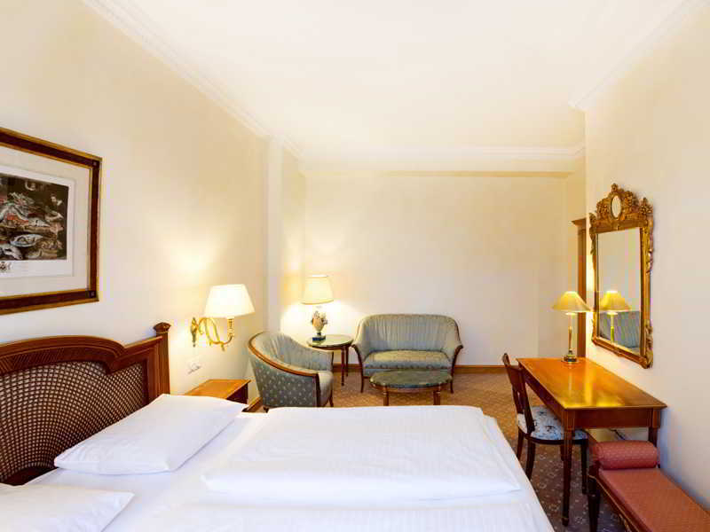 Dormero Hotel Halle Halle  Exteriör bild
